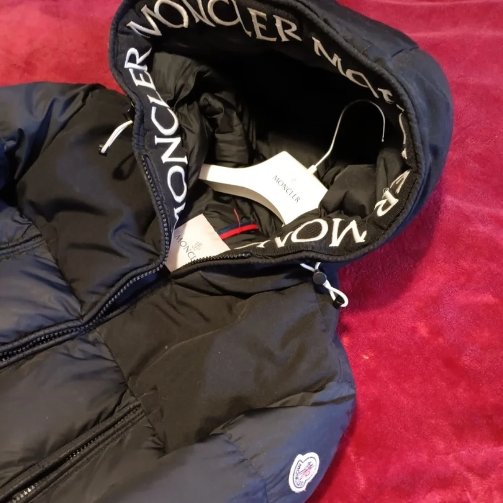 MONCLER Jacket - Picture 2 of 4